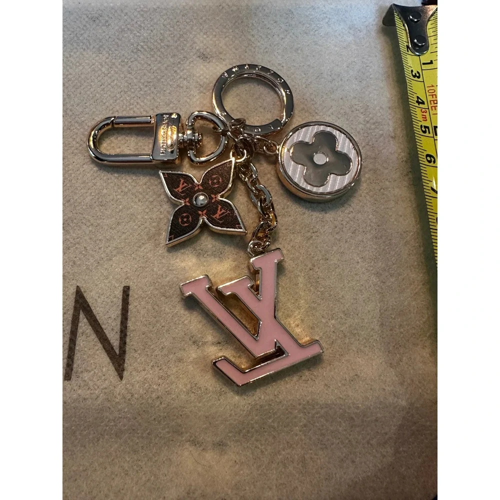 Louis Vuitton Fleur de Monogram Bag Charm Key Holder M67119 Gold Pink Enamel